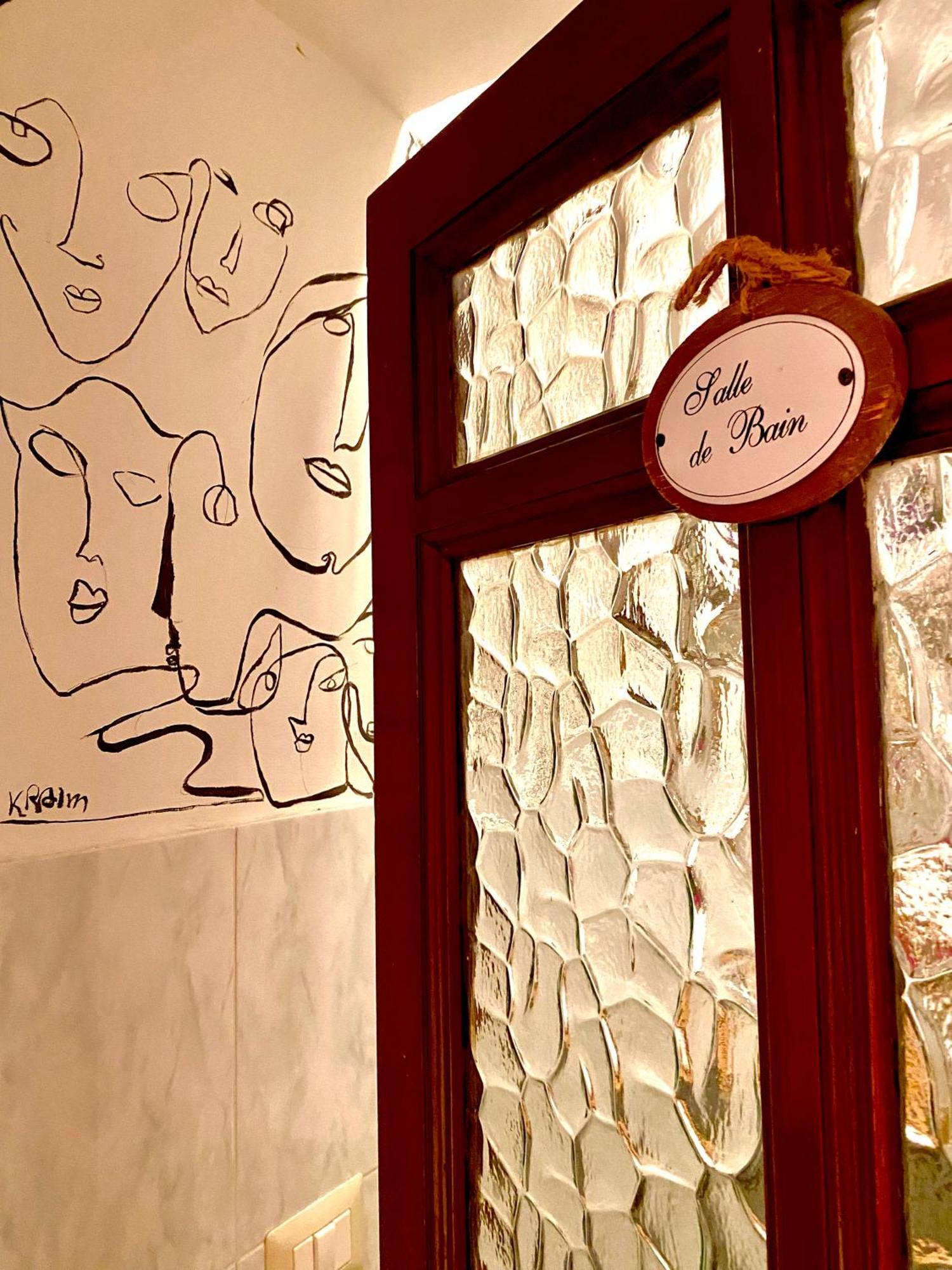 Sake Maison De Charme - Fascinating Ancient Sicilian Mansion 카타니아 외부 사진
